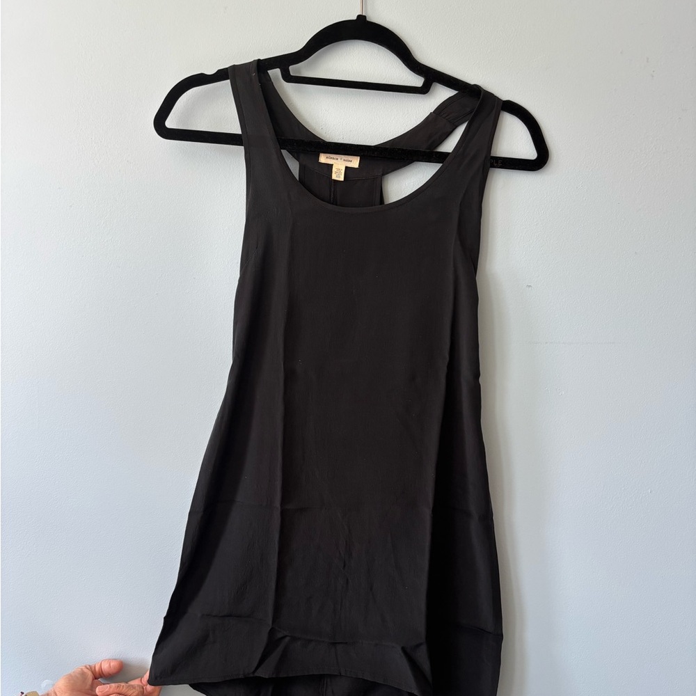Silk Racerback Bk Ruffle detail Top - Picture 2 of 5